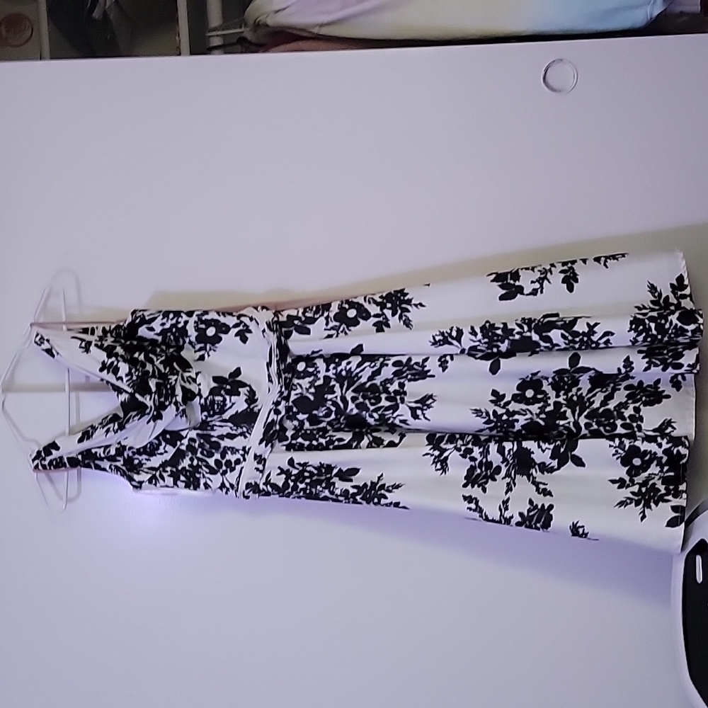 Black & White floral Unique Vintage dress